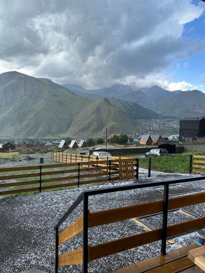 Lonely Mountain Villa Kazbegi Exterior foto