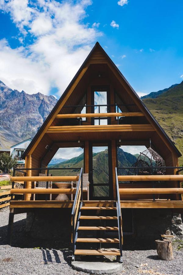 Lonely Mountain Villa Kazbegi Exterior foto