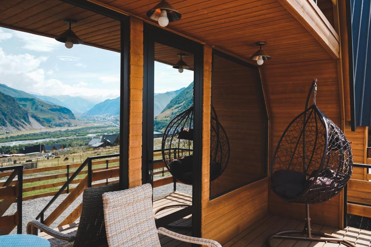 Lonely Mountain Villa Kazbegi Exterior foto