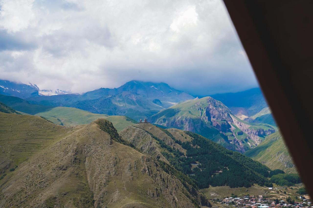 Lonely Mountain Villa Kazbegi Exterior foto