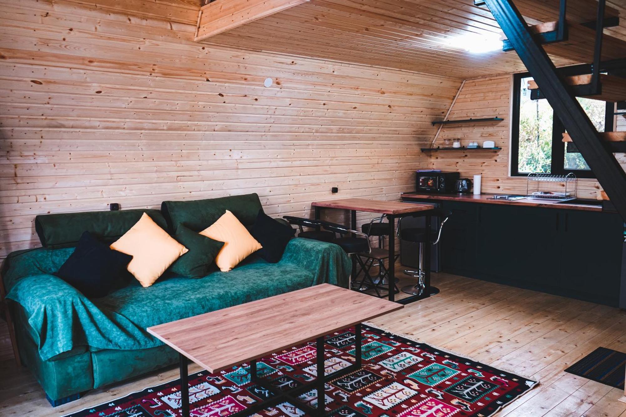 Lonely Mountain Villa Kazbegi Exterior foto